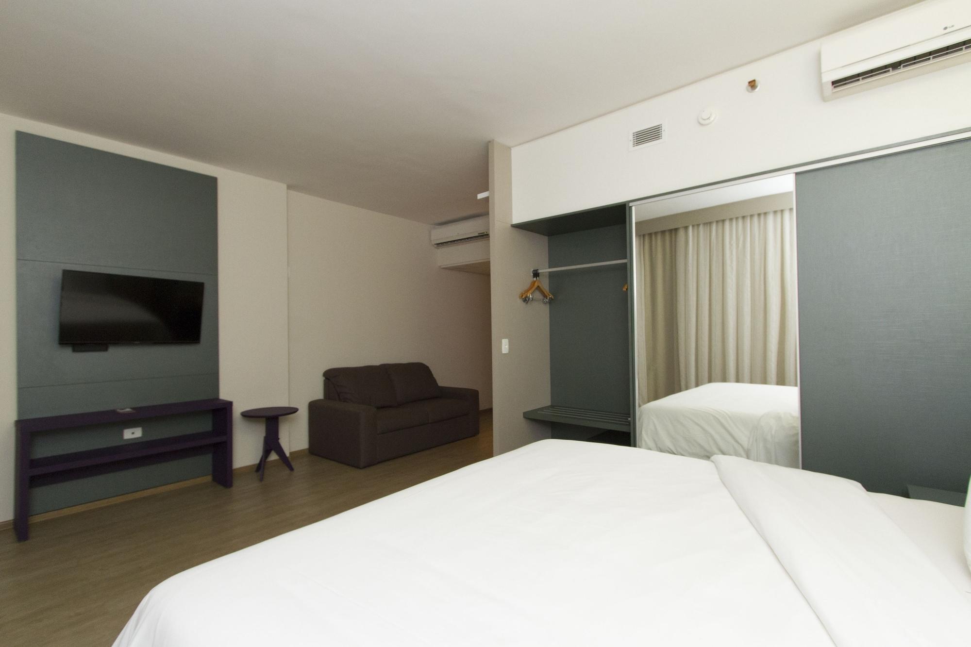 Esuites Virginia Luxemburgo Bh 벨루오리존치 외부 사진