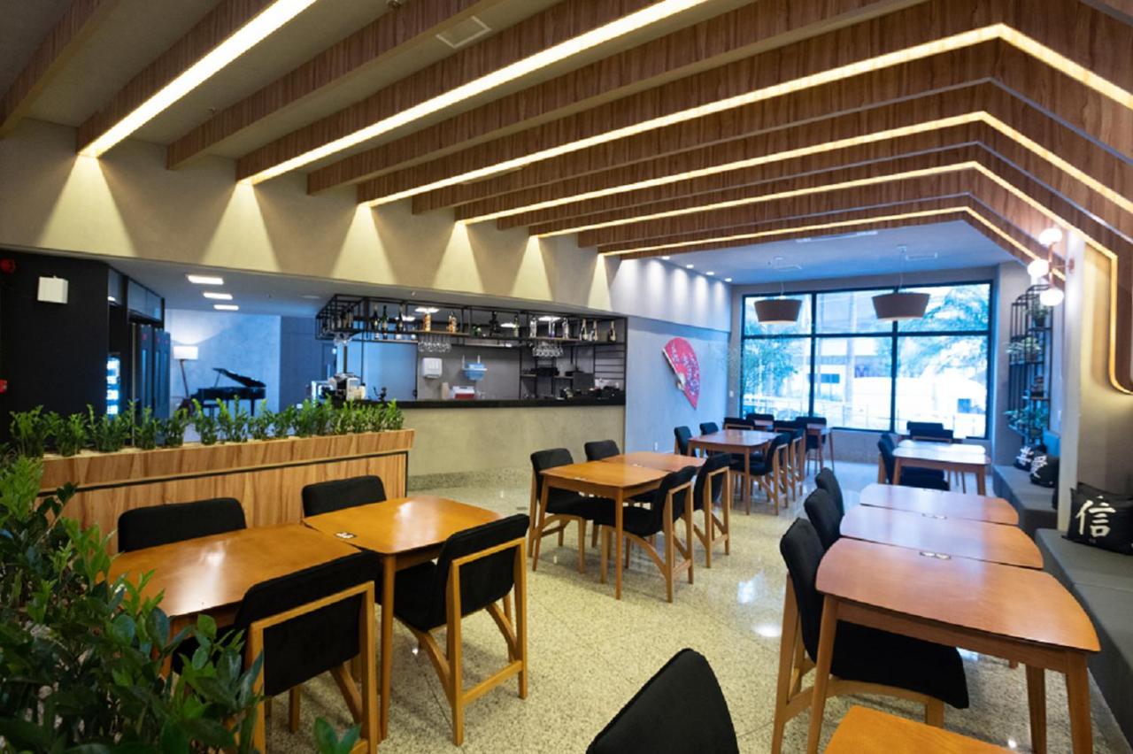 Esuites Virginia Luxemburgo Bh 벨루오리존치 외부 사진